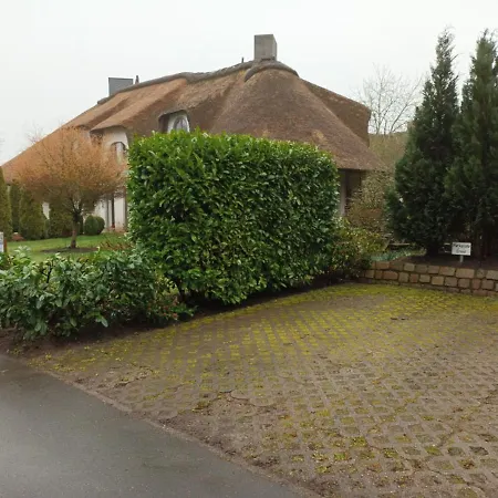 アパート Duenenblick ザンクト・ペーター・オルディング